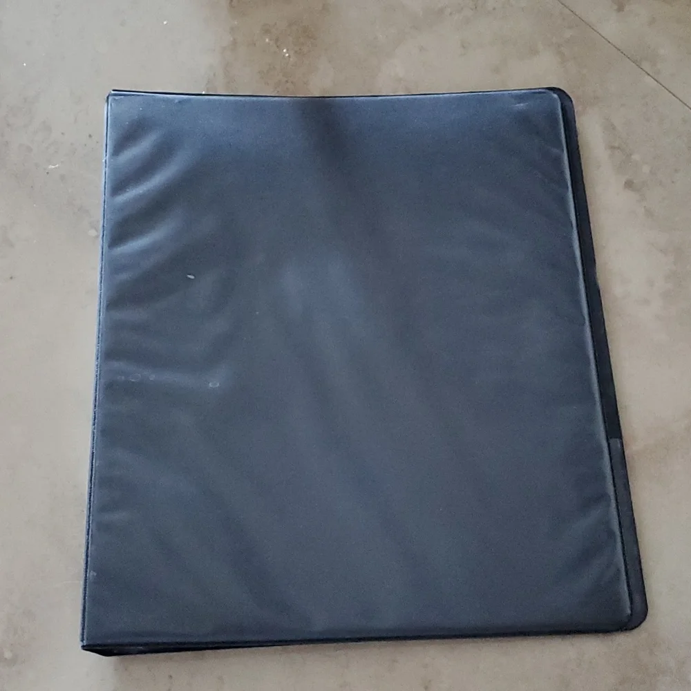 SALE! Black 3 ring notebook